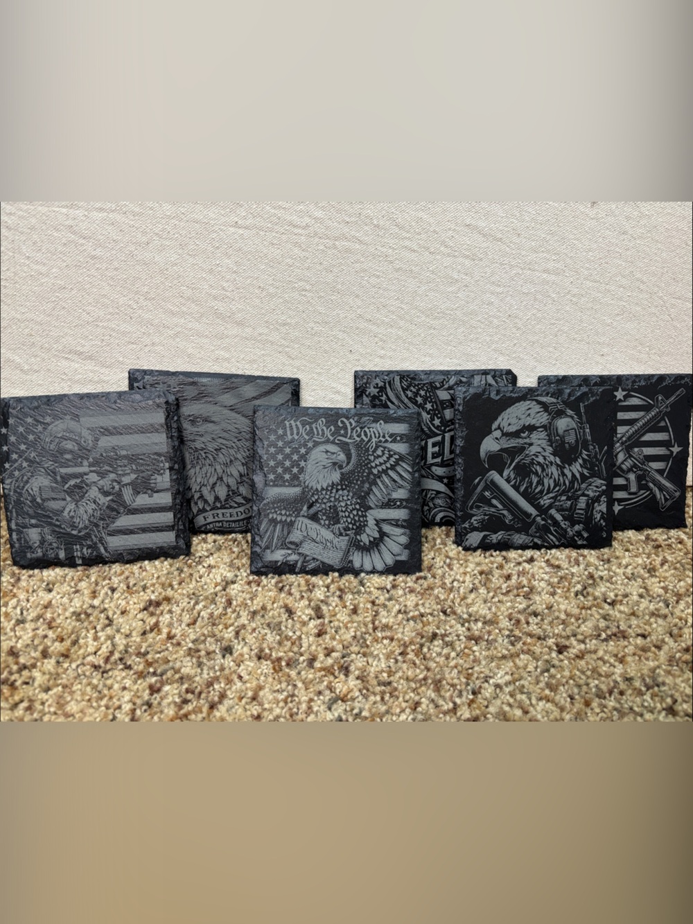 NWOT Laser Etched Patriotic Eagle Slate Coaster Set - Black Gray